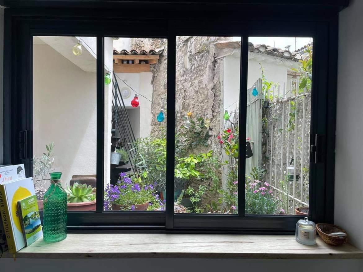 Appartement Au Centre De La Venise Provencale L'Isle-sur-la-Sorgue Exterior photo